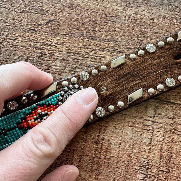 Ariat Tan Leather Belt native style beaded pattern women’s xl